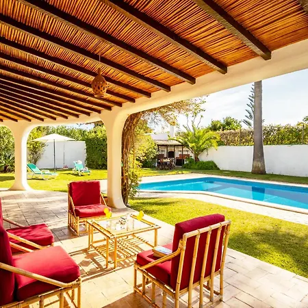 Villa In Gale With Pool & Beach Nearby Villa Albufeira